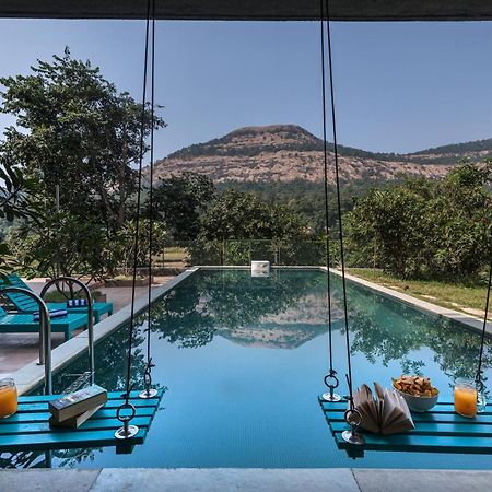 Saffronstays Mountain Aer, Карджат Экстерьер фото