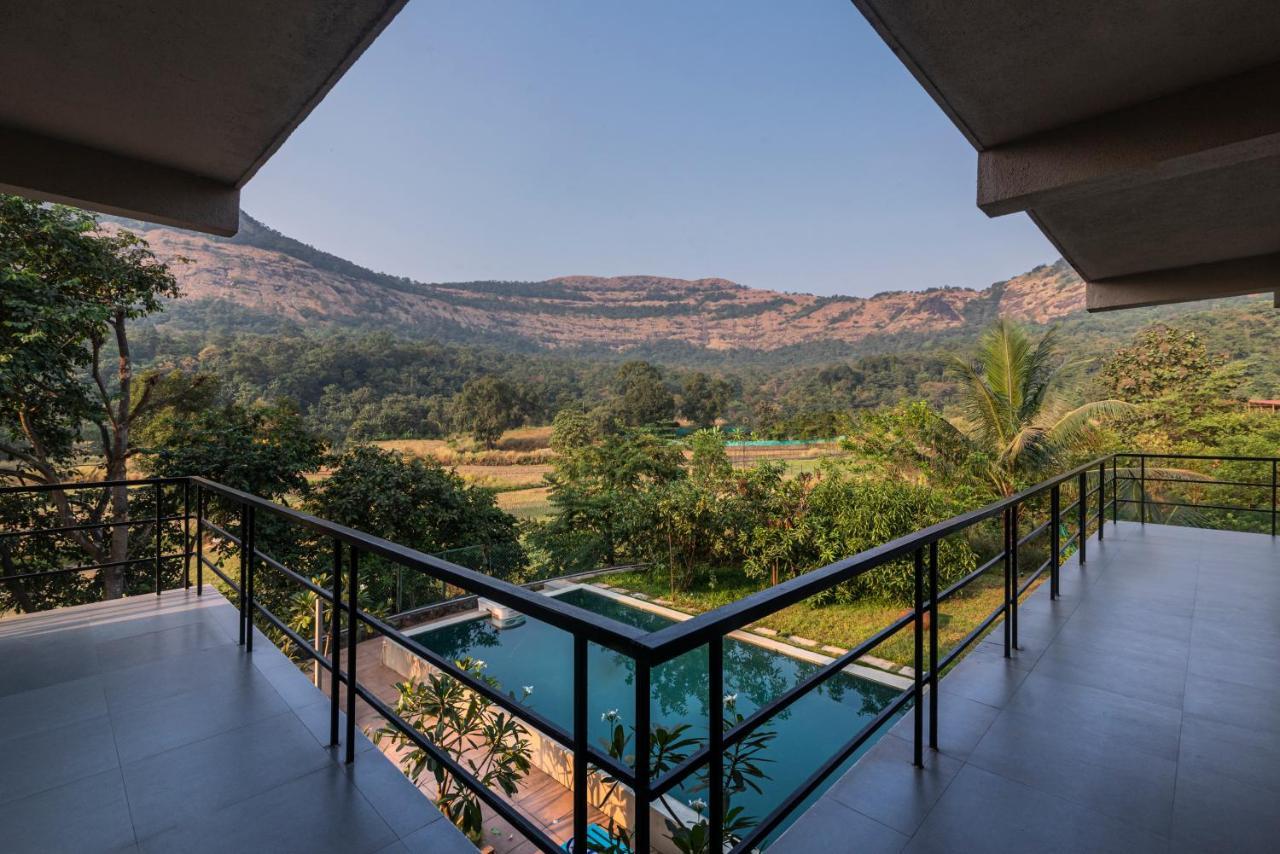 Saffronstays Mountain Aer, Карджат Экстерьер фото